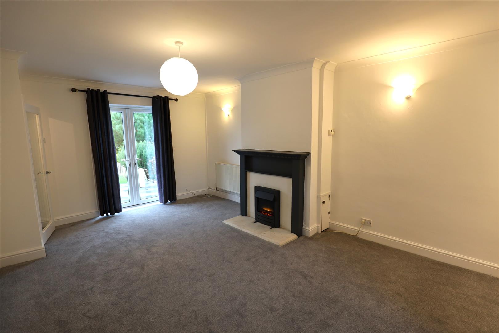 8 Grants Field The Downs, St Nicholas, Cardiff CF5 6SE